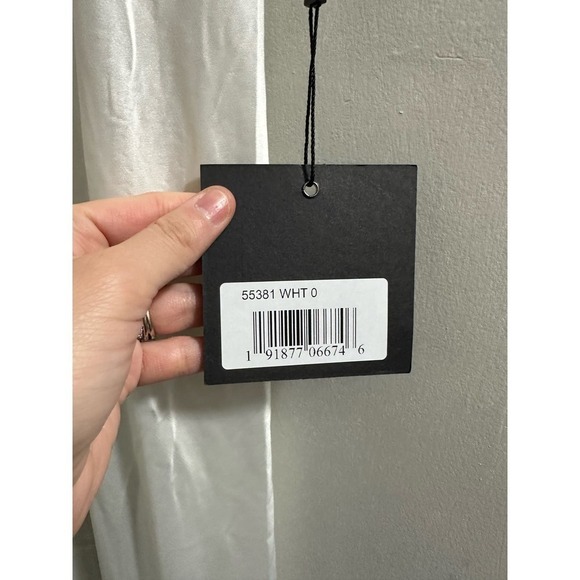 🔥FLASH SALE🔥 Ieena by Mac Duggal SCOOP NECK SATIN GOWN White - Picture 5 of 12